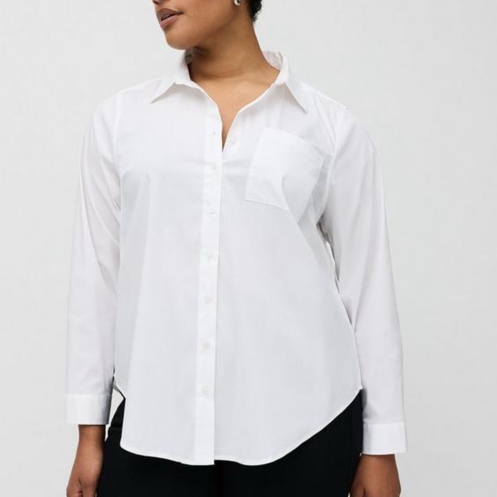 🔥NWT Torrid White Button-Down Shirt - Size 10